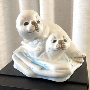 Adorable Porcelain Seal Pair